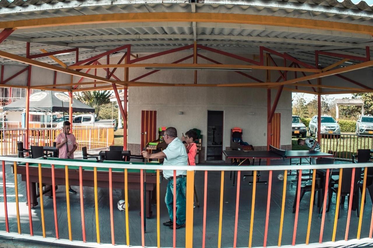 Alojamiento Campestre Hawaii Montenegro Exterior photo